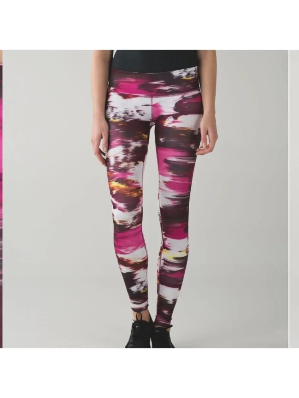 Lululemon Wunder Under Pant III Full-On Luxtreme Pigment Wind Berry Rumble Multi